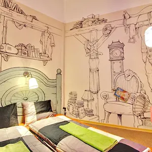 Lavender Circus Hostel, Doubles & Ensuites Hostel Budapešť