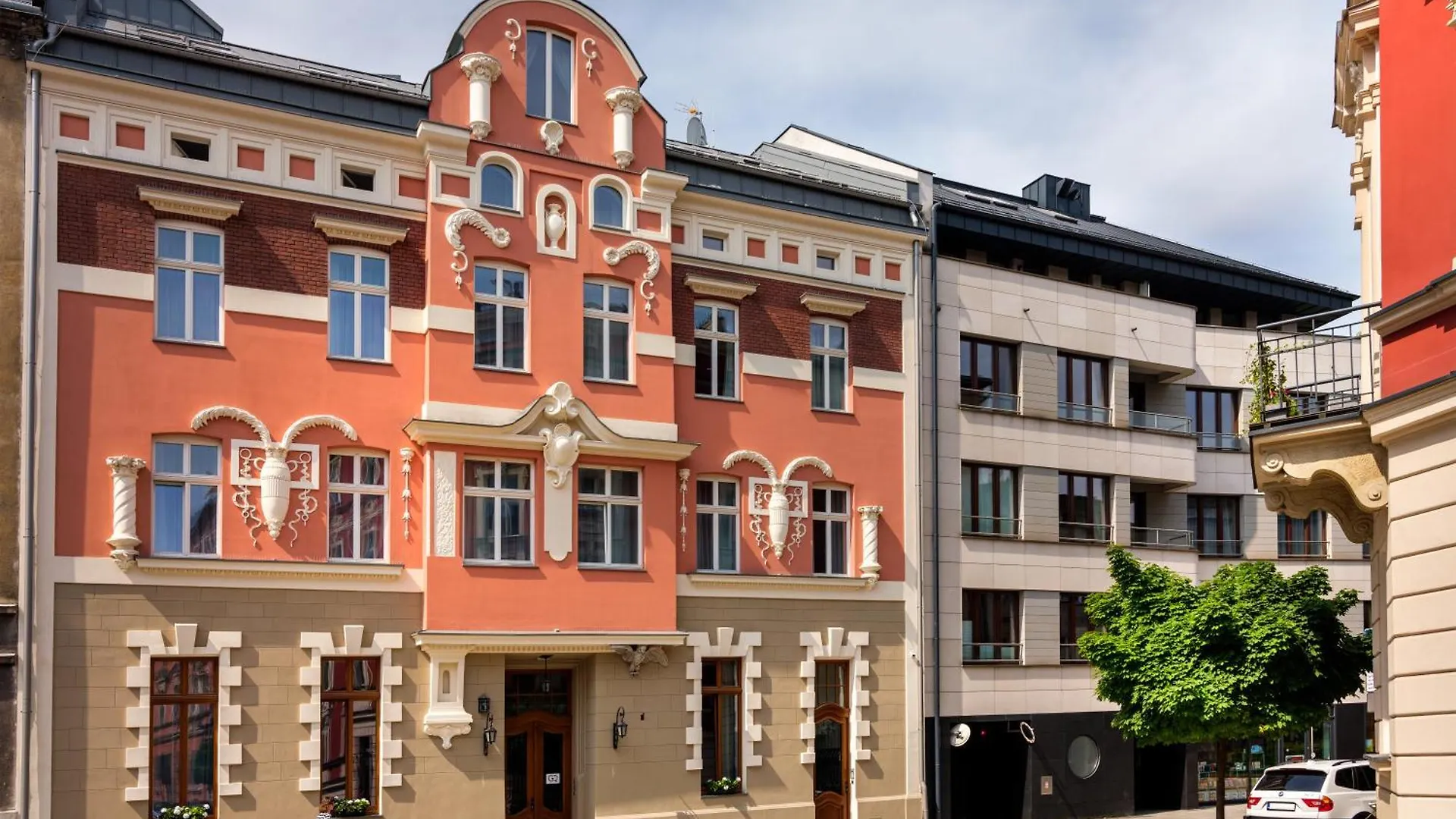 Hotel Golden Queen Krakow 4*,  Poland