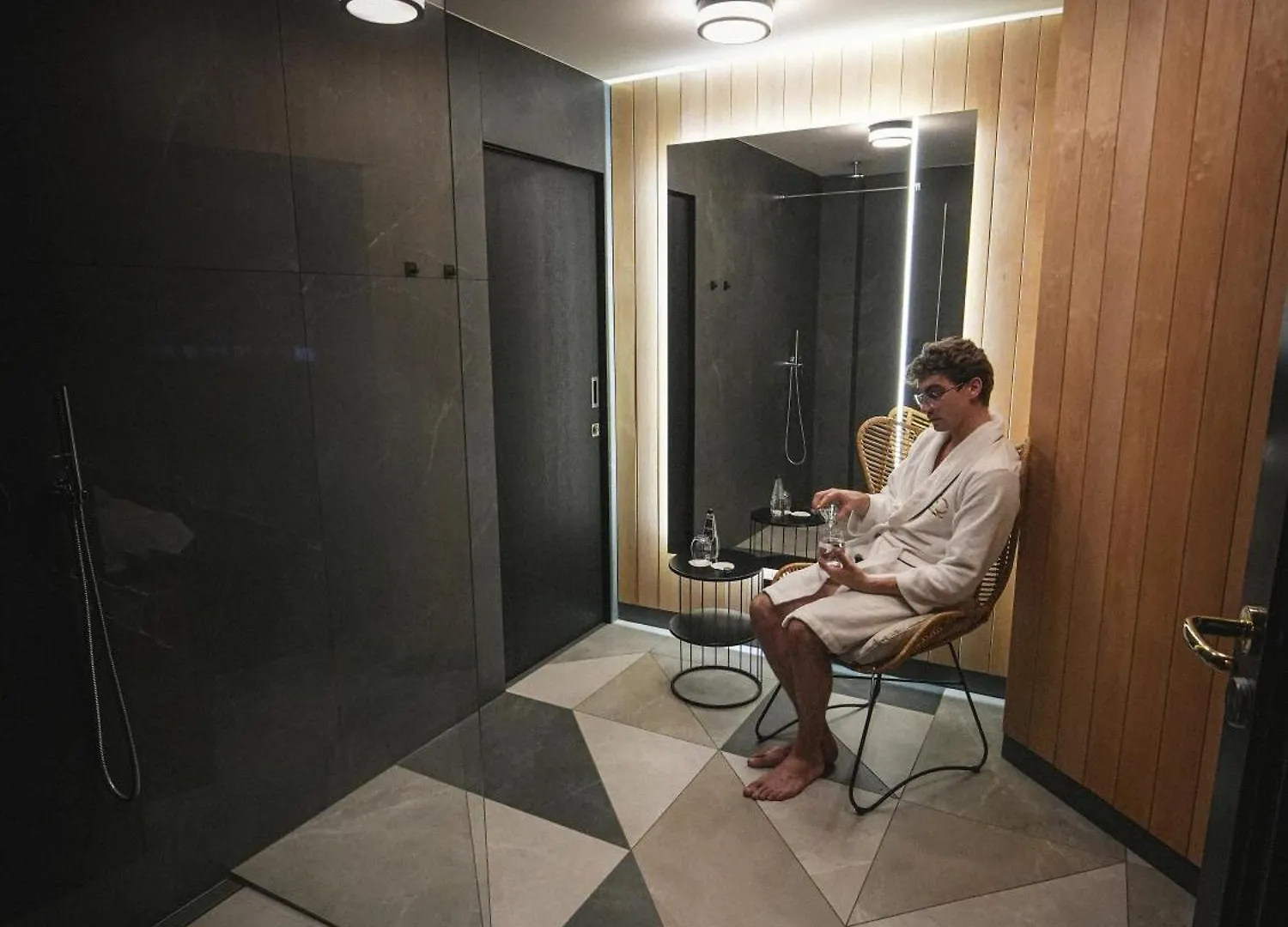 **** Hotel Golden Queen Apartments Old Town Krakau Polen